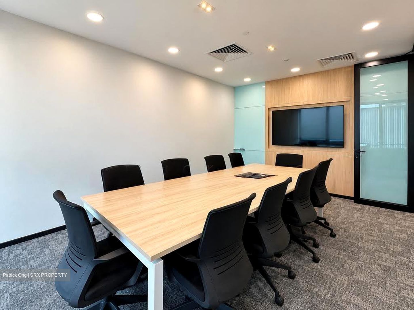 Chartered Bank Building (D1), Office #629201451